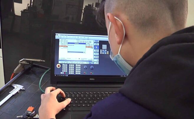 Tecnico per la programmazione e gestione impianti di produzione