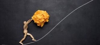 Enrico Riva e il ritorno a scuola: quando la formazione professionale diventa resilienza